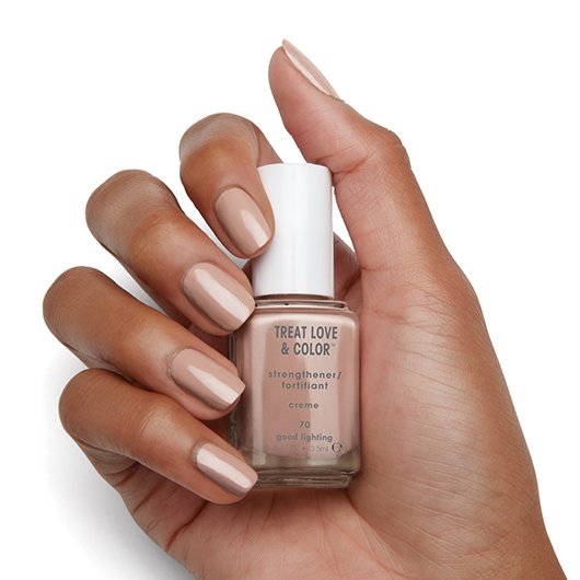 good lighting-TREAT LOVE & COLOR-couleur + soin-04-Essie