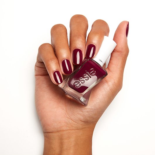 model clicks-gel couture-longwear-04-Essie