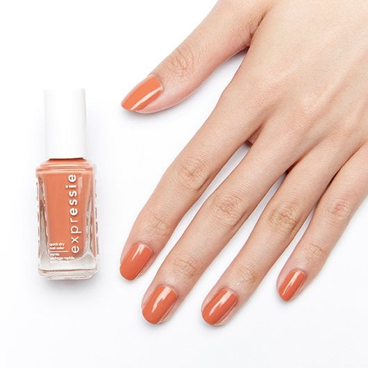 desk mani-expressie-quick dry-03-Essie