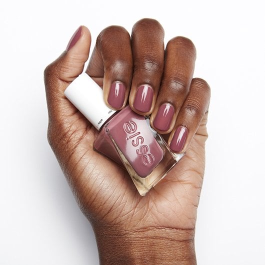 not what it seams-gel couture-longwear-05-Essie