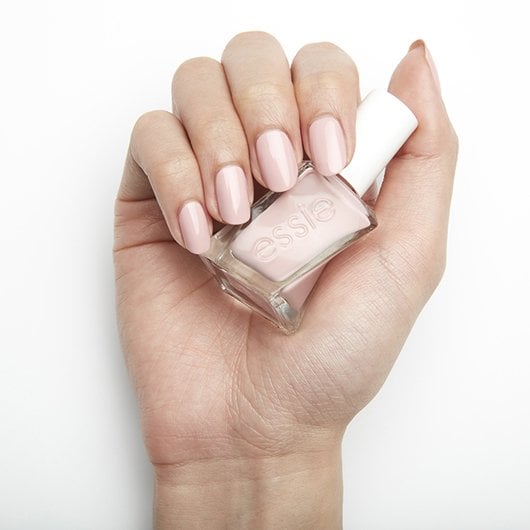 polished and poised-gel couture-longwear-03-Essie