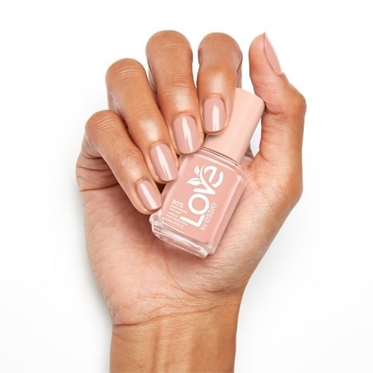 back to love-essie-plant based-04-Essie