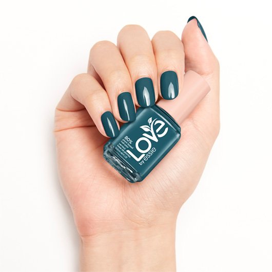 -03-Essie