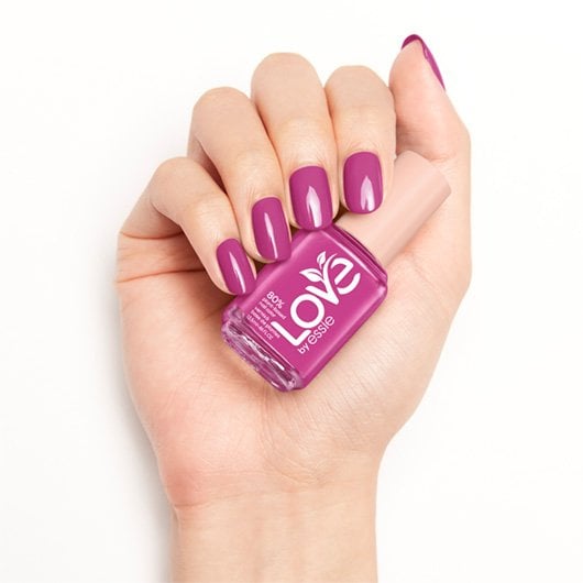 get it girl-essie-plant based-03-Essie
