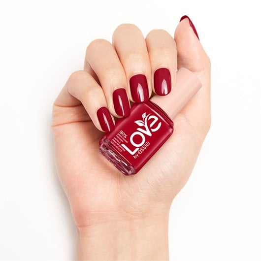 I am the moment-essie-base de plantes-03-Essie