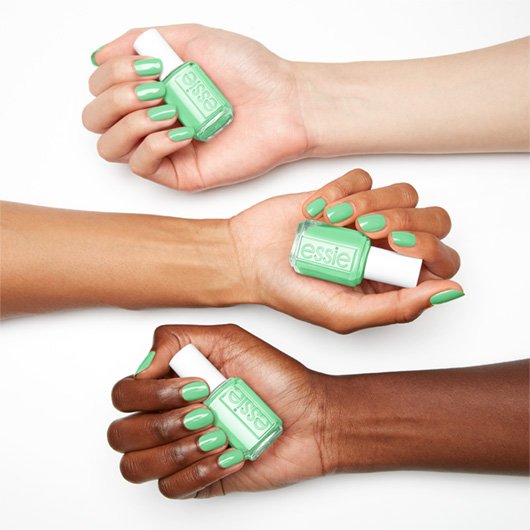 perfectly peculiar-essie-vernis-03-Essie