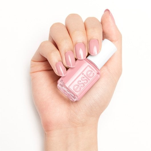 minimalistic-essie-vernis-03-Essie