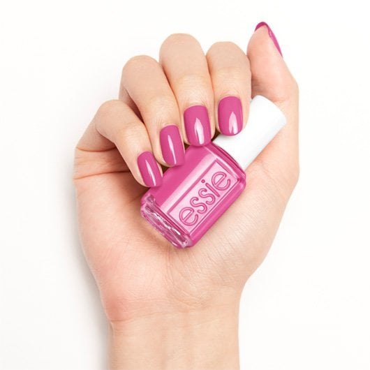 splash of grenadine-essie-nail colour-03-Essie